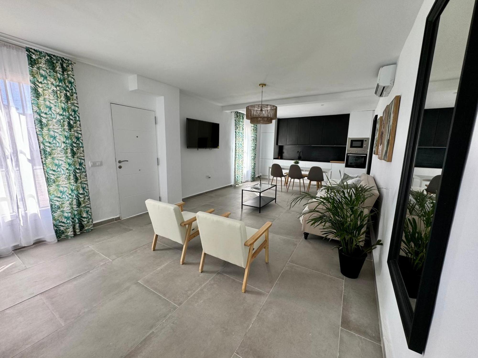 Apartamentos Munoz Fornell 2 Chiclana de la Frontera Exteriör bild